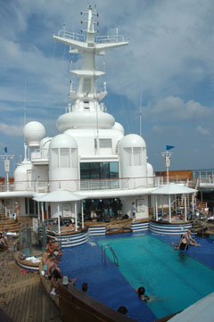 quiet-cove-pool-2